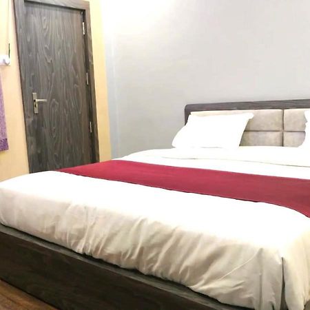 Baba Hotel Shāmpur Dış mekan fotoğraf