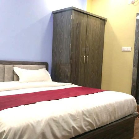 Baba Hotel Shāmpur Dış mekan fotoğraf